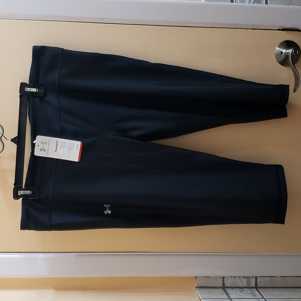 3 Pairs Under Armour Heat Gear Compression Capri.